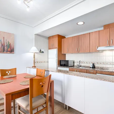 아파트 Marinasunbeach Gil Vallejos 또레비에하